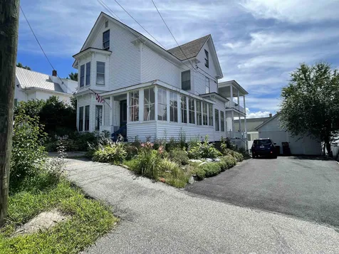 25 Lyford Street Laconia NH 03246