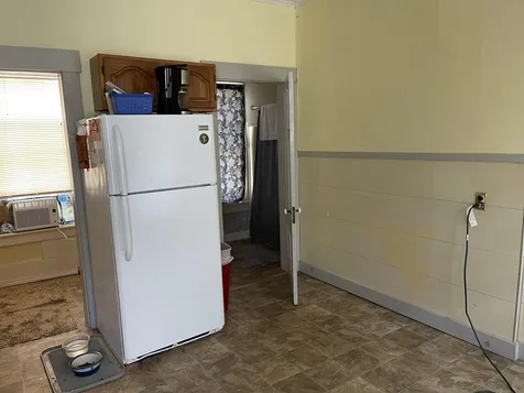 25 Lyford Street Laconia NH 03246
