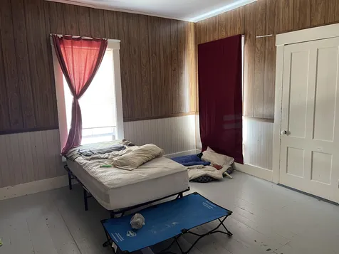 25 Lyford Street Laconia NH 03246