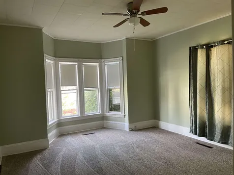 25 Lyford Street Laconia NH 03246