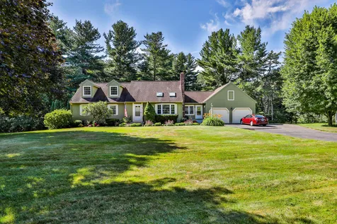 19 Locke Mill Drive Litchfield NH 03052