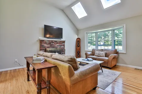 19 Locke Mill Drive Litchfield NH 03052