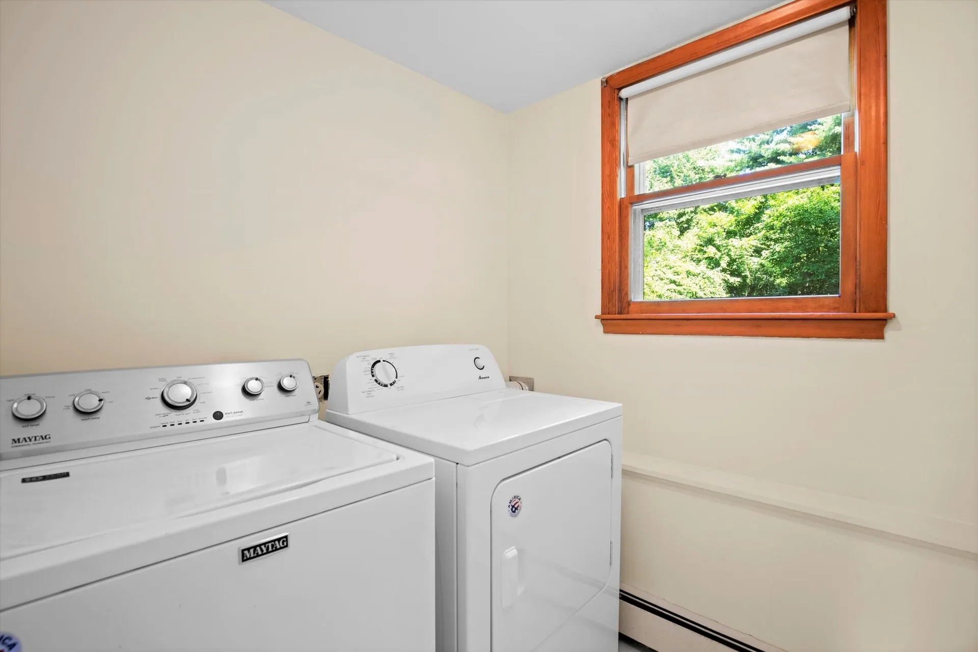 27 Lois Street Rochester NH 03867