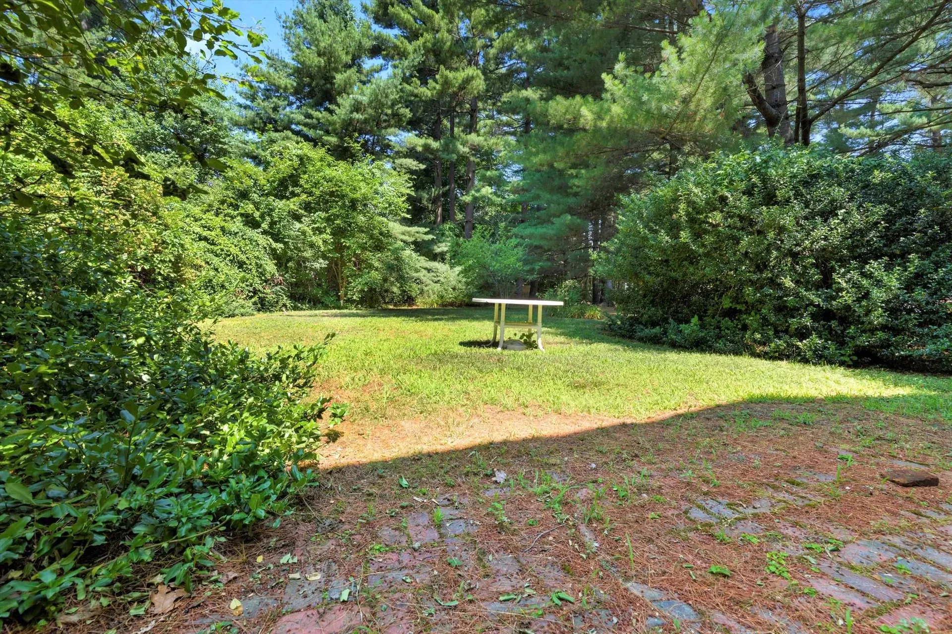 27 Lois Street Rochester NH 03867
