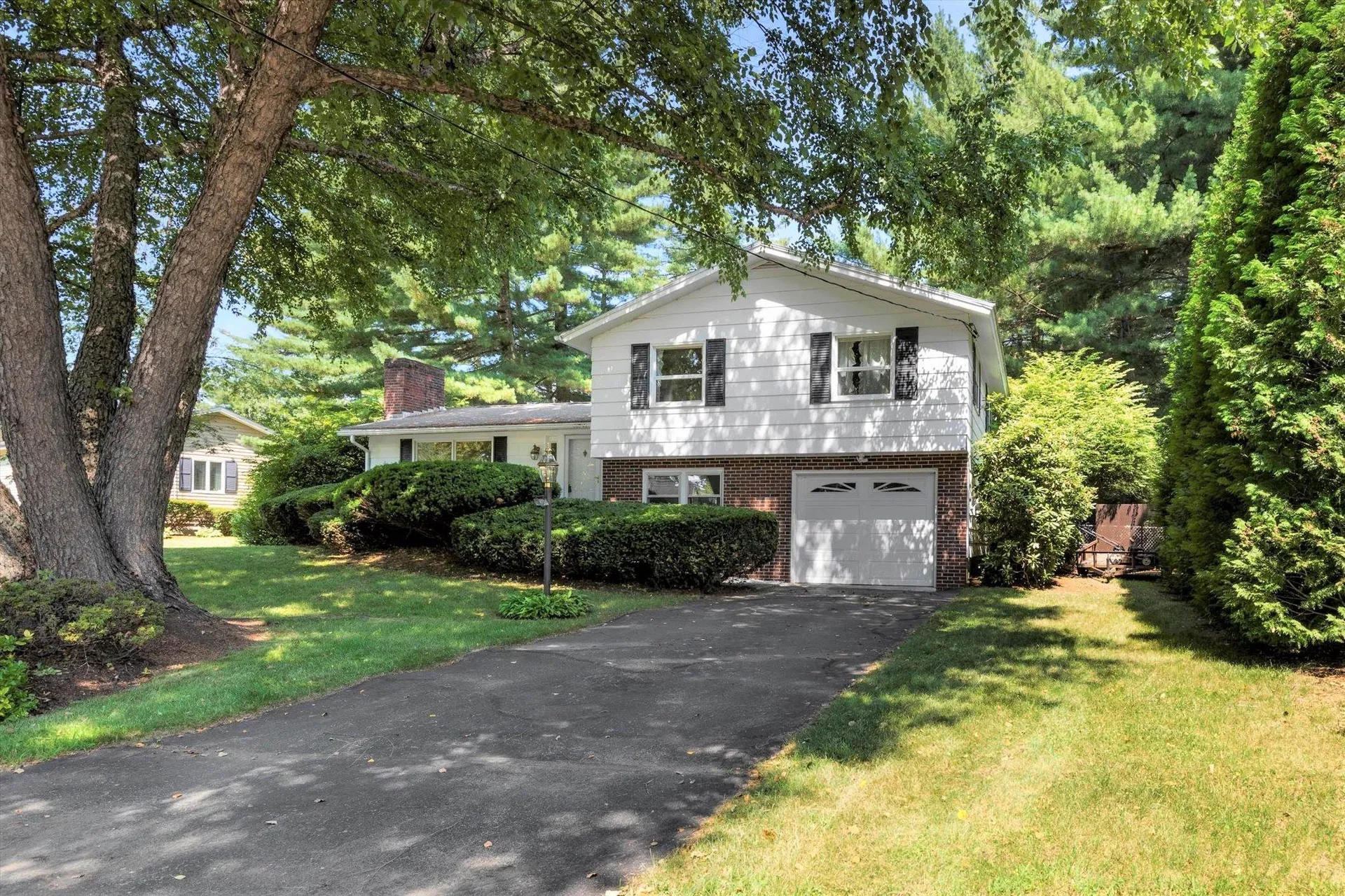 27 Lois Street Rochester NH 03867