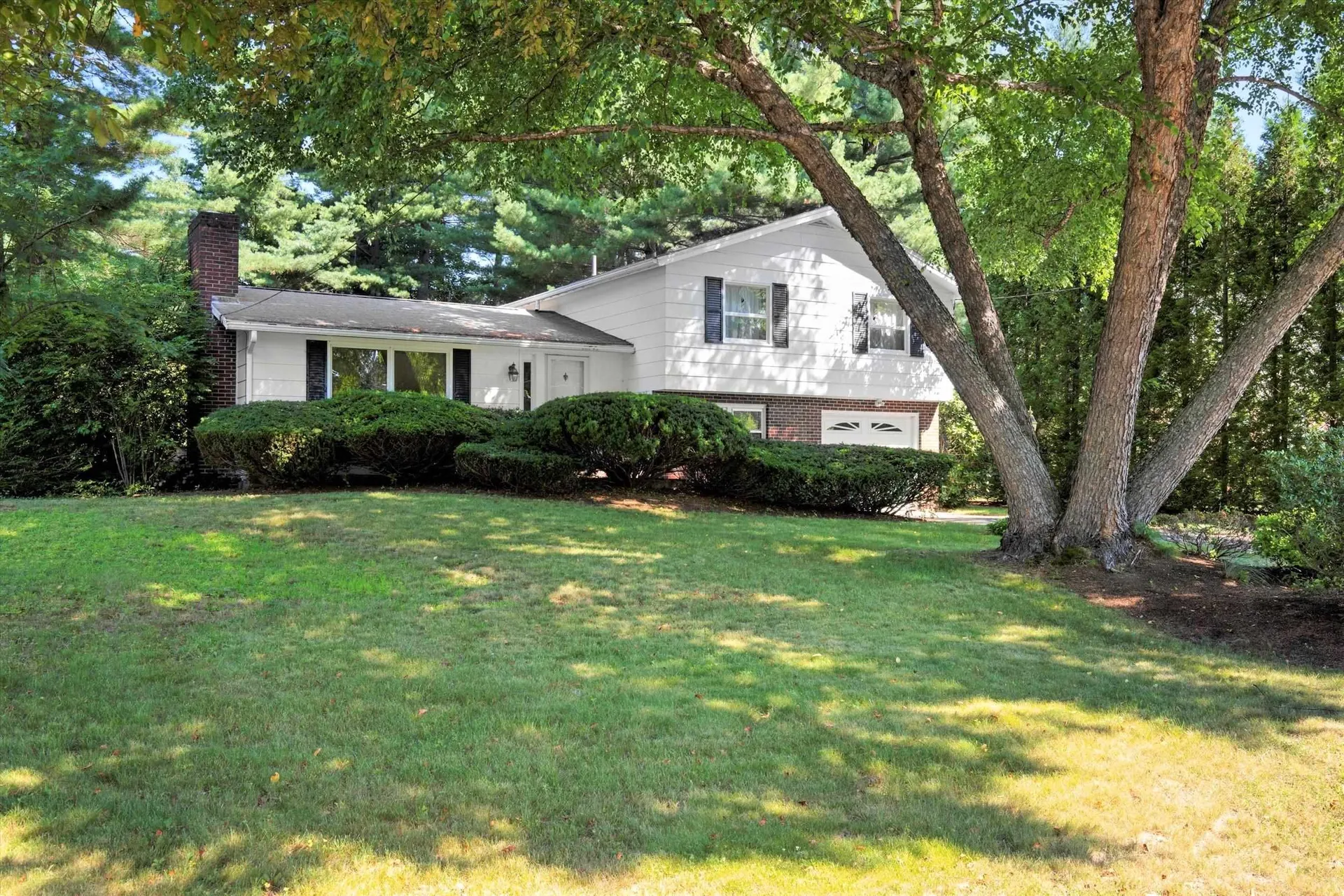 27 Lois Street Rochester NH 03867