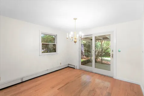 27 Lois Street Rochester NH 03867