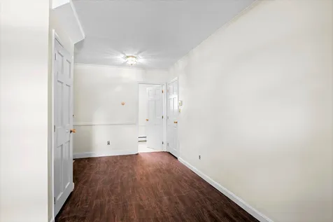 27 Lois Street Rochester NH 03867