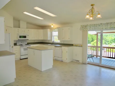 702 Brewer Court Laconia NH 03246