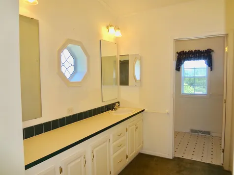 702 Brewer Court Laconia NH 03246