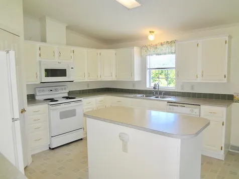 702 Brewer Court Laconia NH 03246