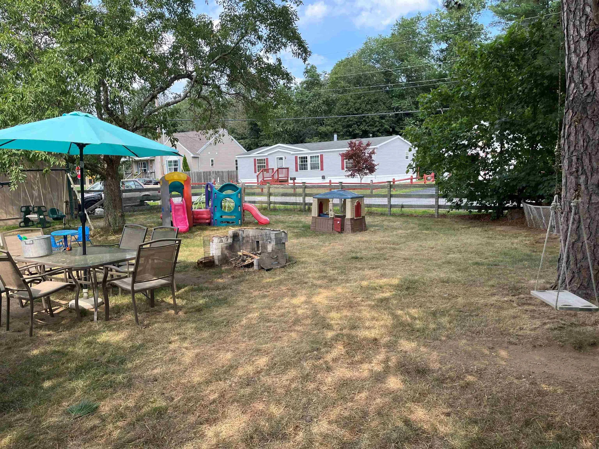 2 Rona Avenue Raymond NH 03077