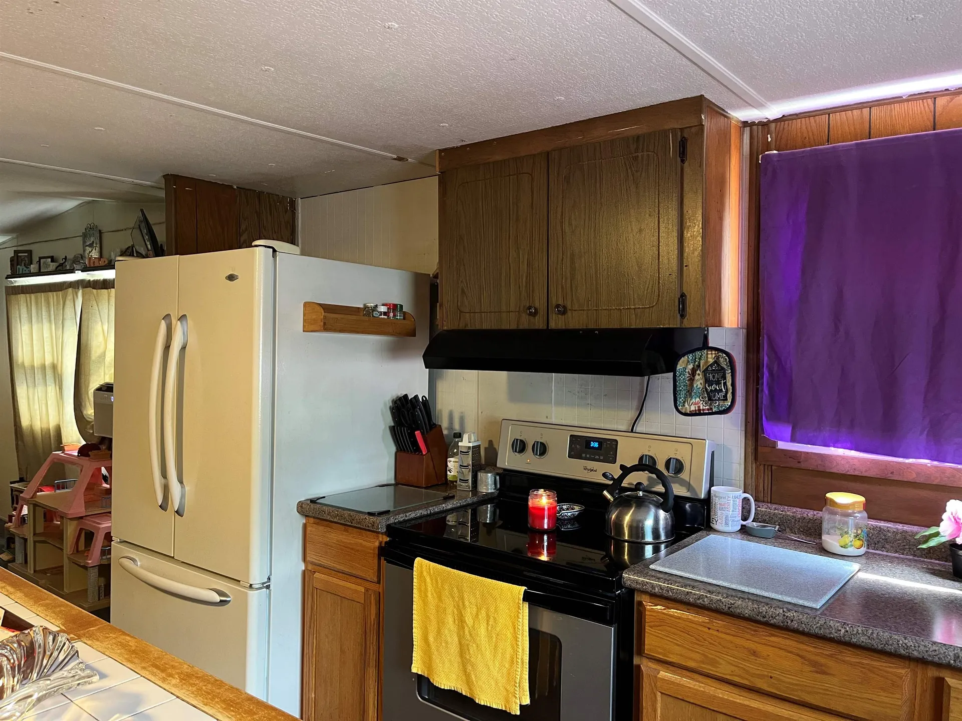 2 Rona Avenue Raymond NH 03077