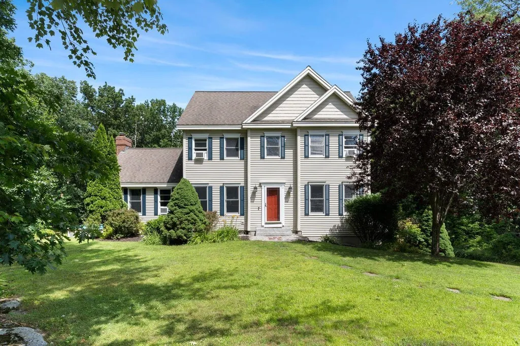 107 Camelot Drive Bedford NH 03110