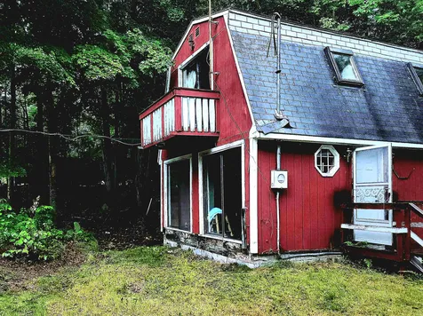 5 Country Road Gorham NH 03581