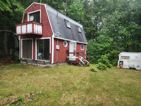 5 Country Road Gorham NH 03581
