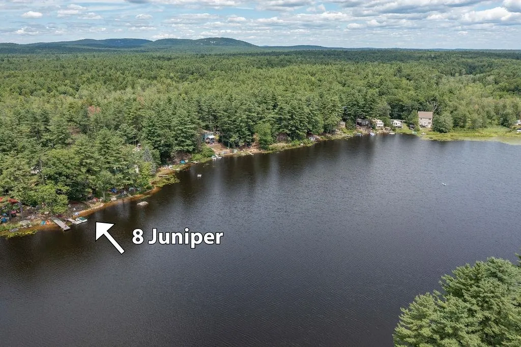 8 Juniper Lane Raymond NH 03077