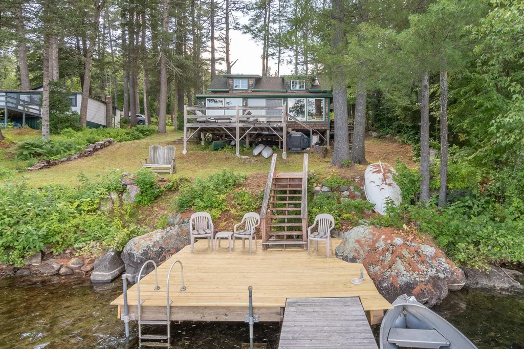 94 West Shore Road New Hampton NH 03256