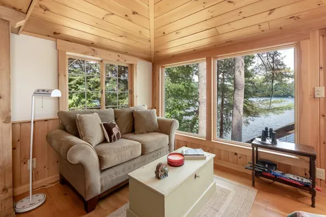 94 West Shore Road New Hampton NH 03256