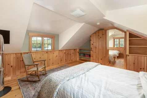 94 West Shore Road New Hampton NH 03256