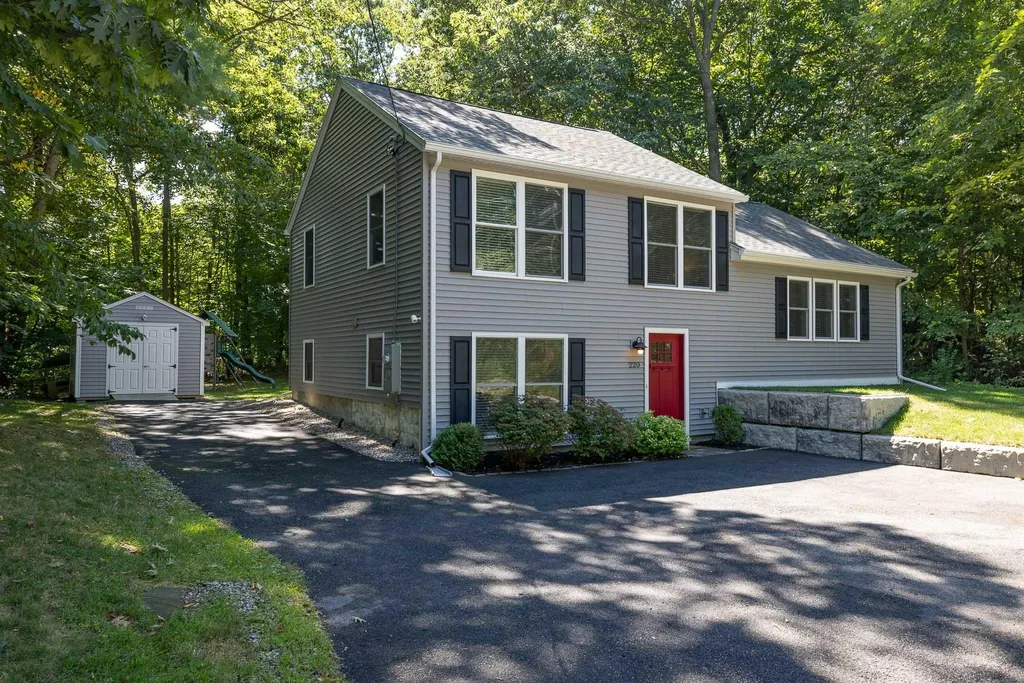 220 Elwyn Road Portsmouth NH 03801