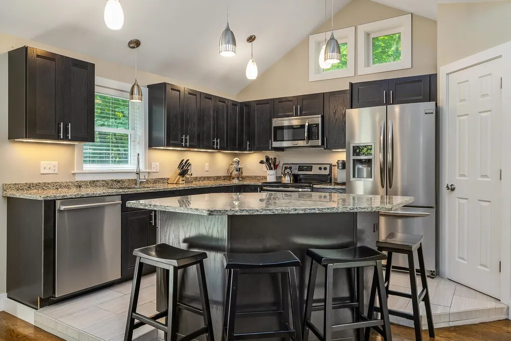 220 Elwyn Road Portsmouth NH 03801