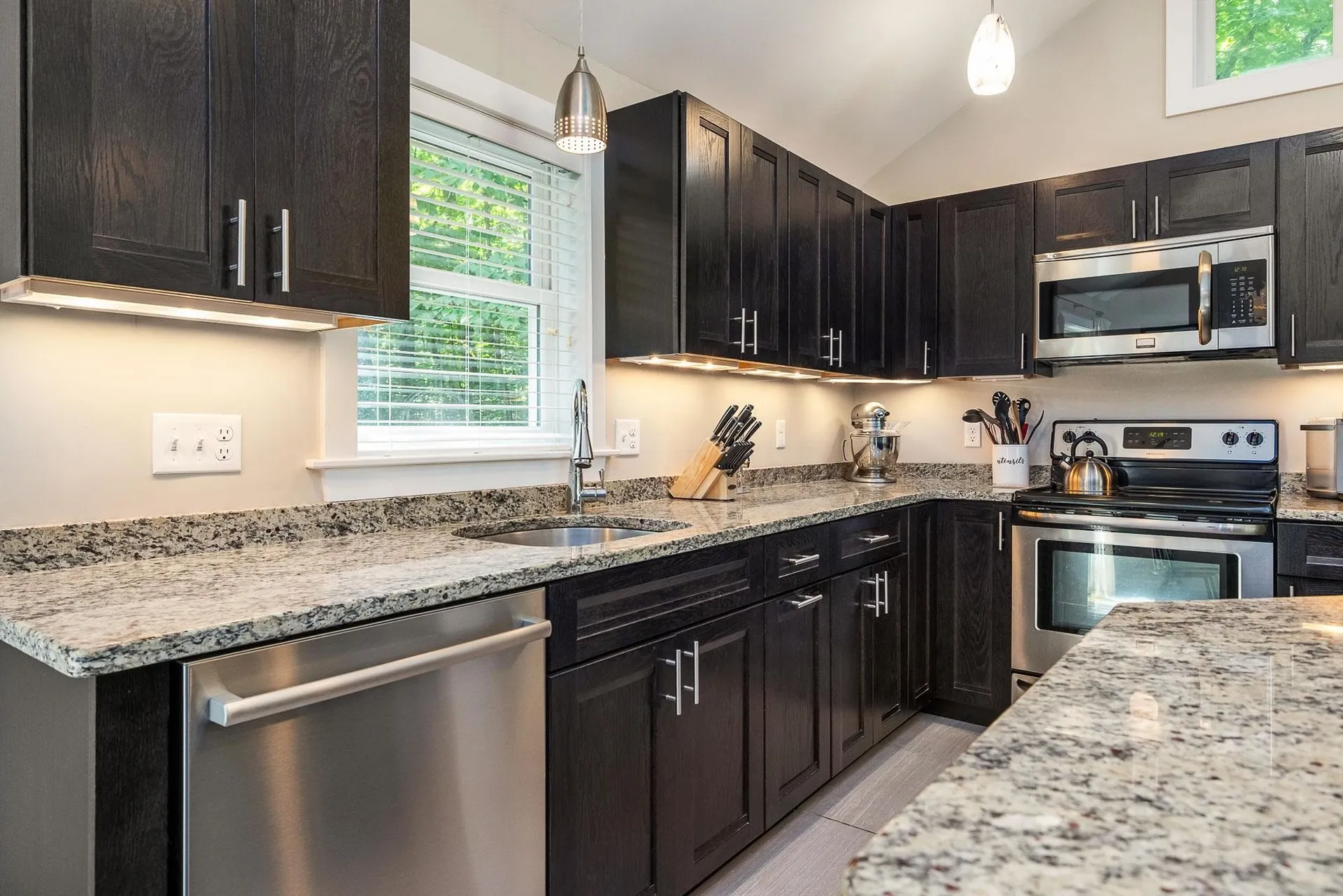 220 Elwyn Road Portsmouth NH 03801