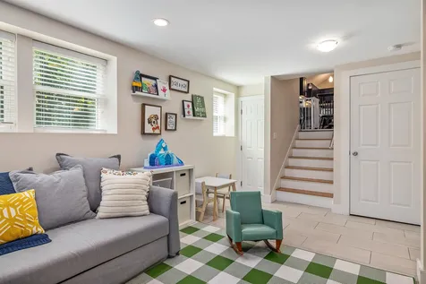 220 Elwyn Road Portsmouth NH 03801
