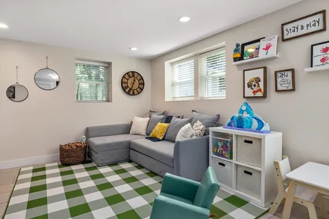220 Elwyn Road Portsmouth NH 03801