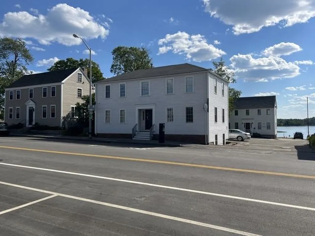 118 Maplewood Avenue Portsmouth NH 03801