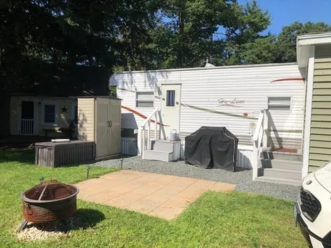 24 Dock Road Gilford NH 03249