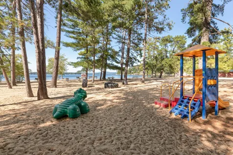24 Dock Road Gilford NH 03249