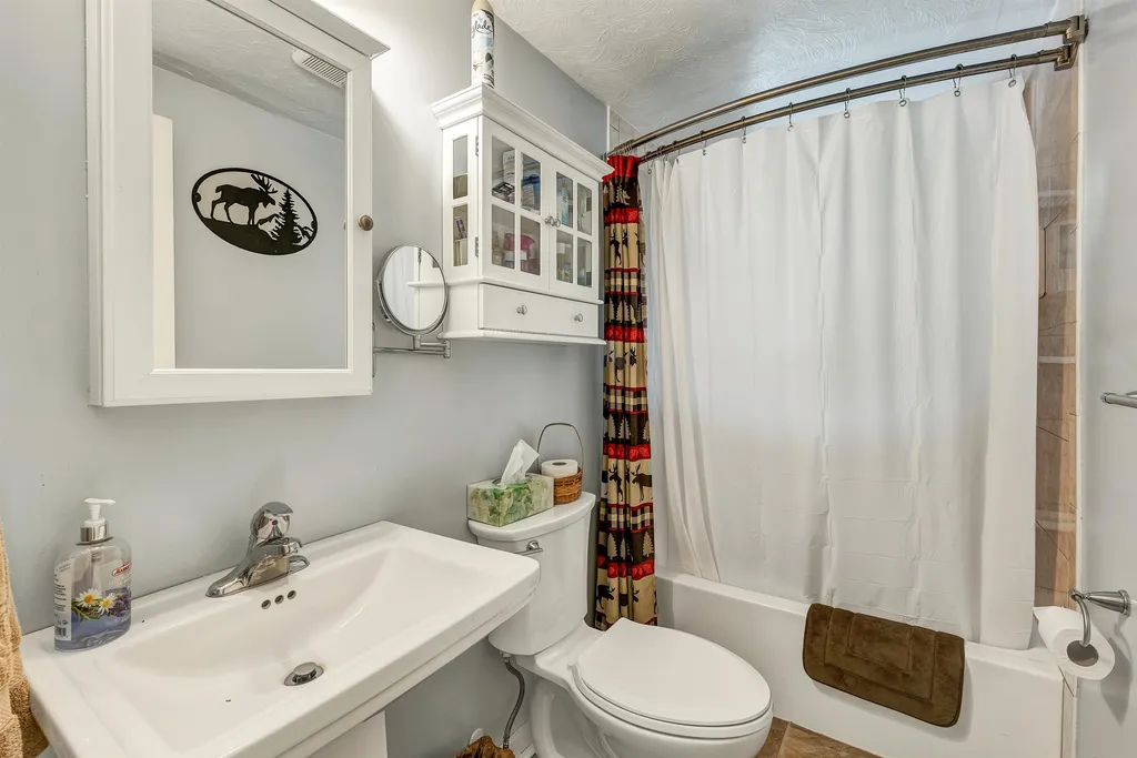 115 Kimball Drive Moultonborough NH 03254