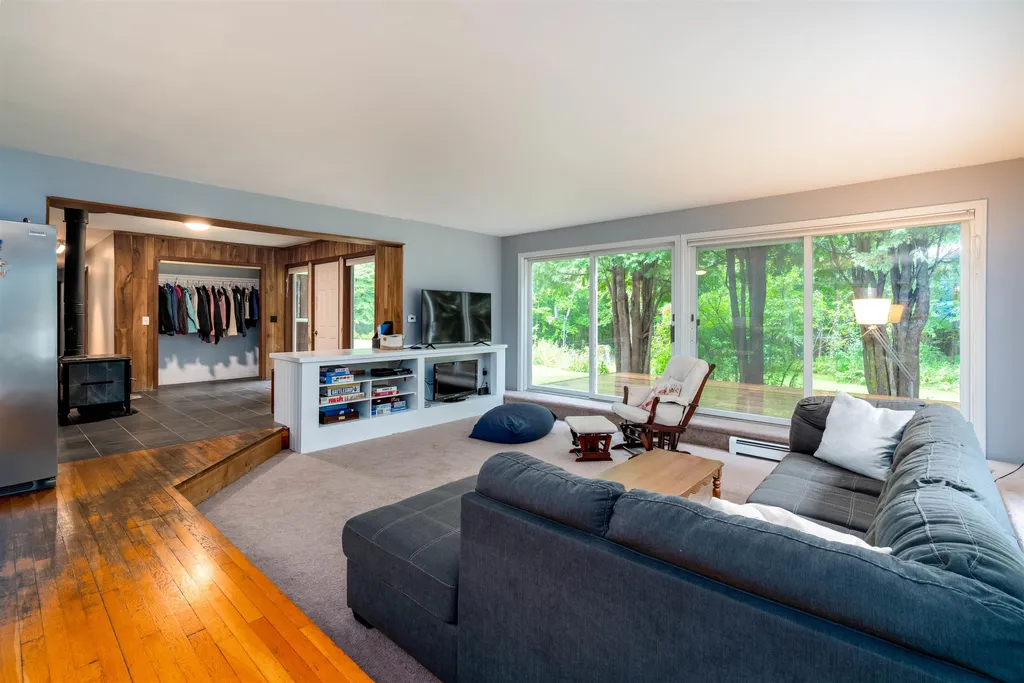 92 Waites Lane Stowe VT 05672