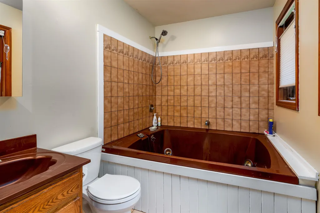 92 Waites Lane Stowe VT 05672