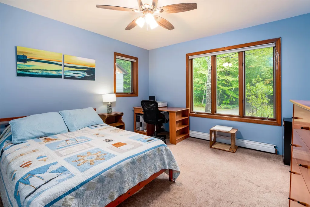 92 Waites Lane Stowe VT 05672