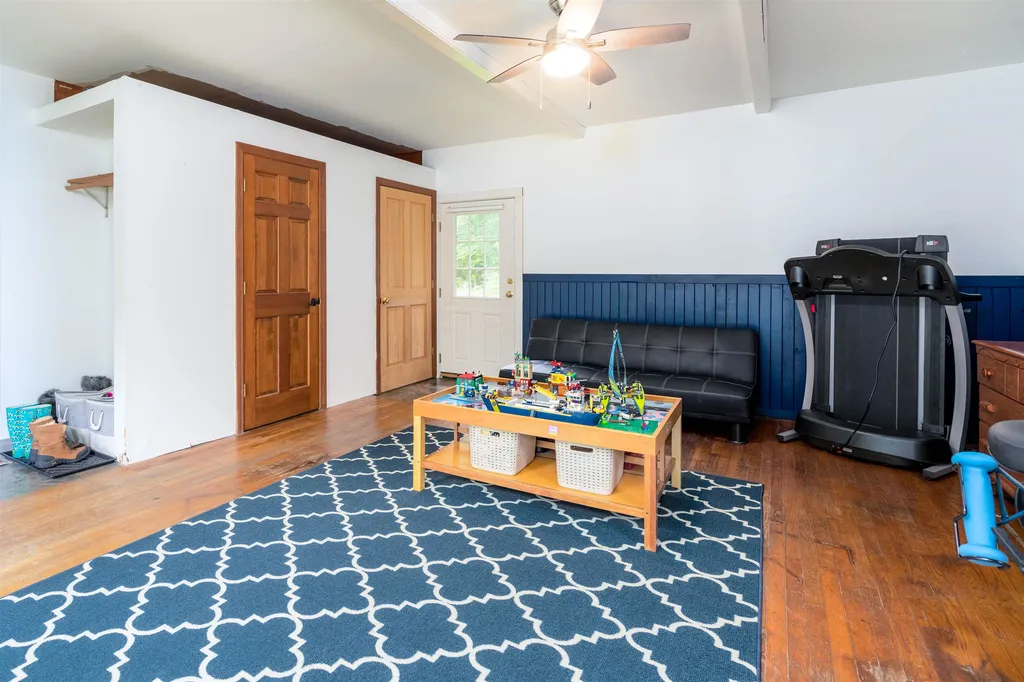 92 Waites Lane Stowe VT 05672