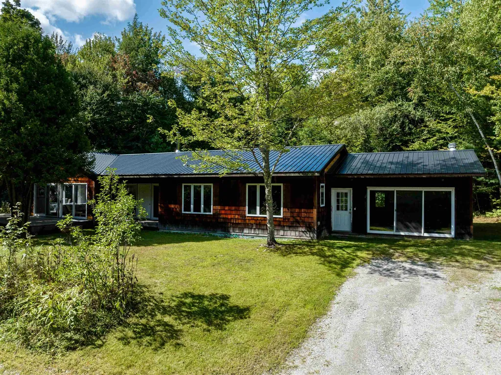 92 Waites Lane Stowe VT 05672