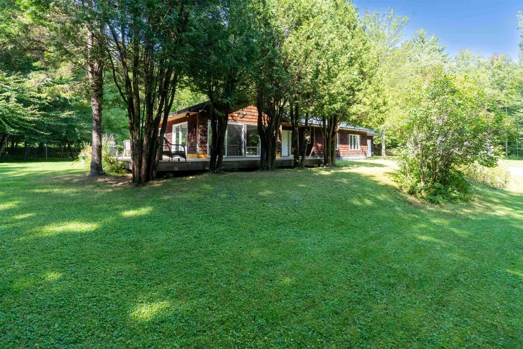 92 Waites Lane Stowe VT 05672
