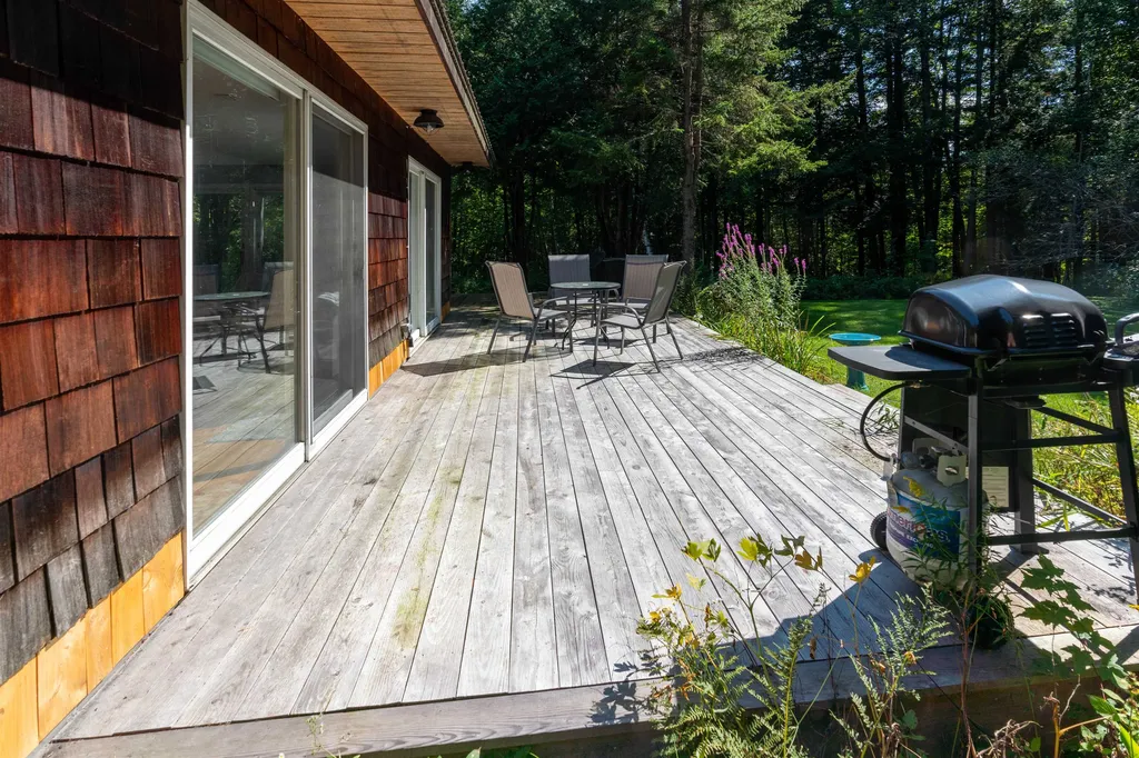 92 Waites Lane Stowe VT 05672