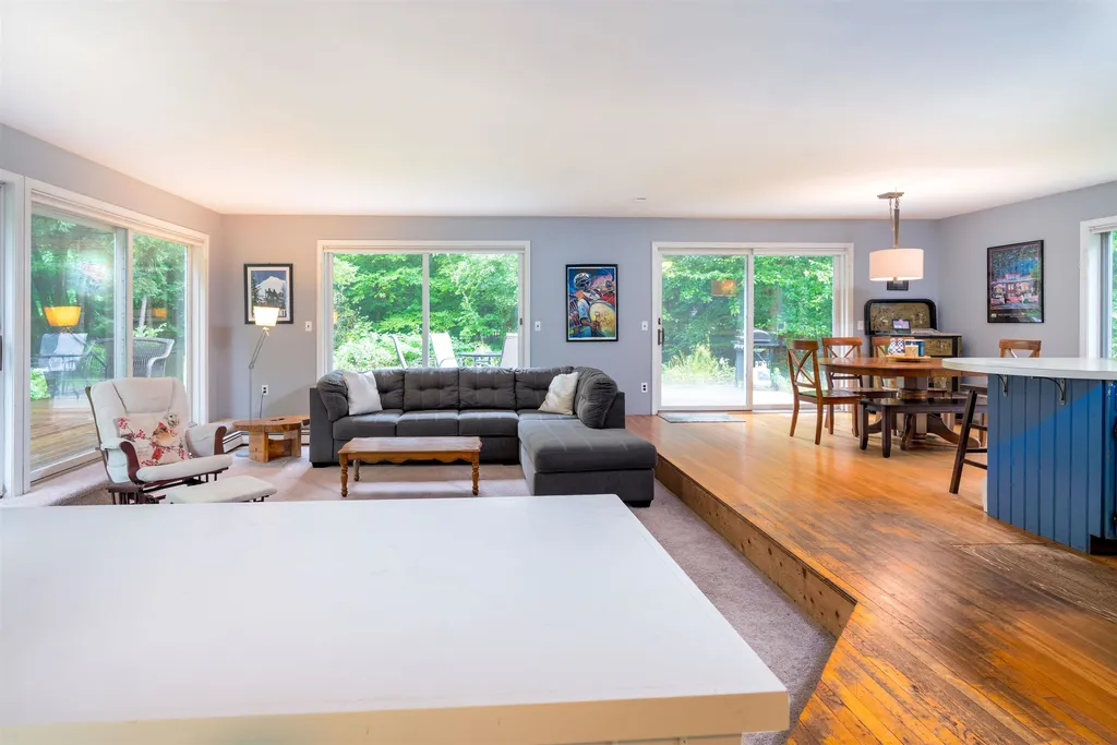 92 Waites Lane Stowe VT 05672