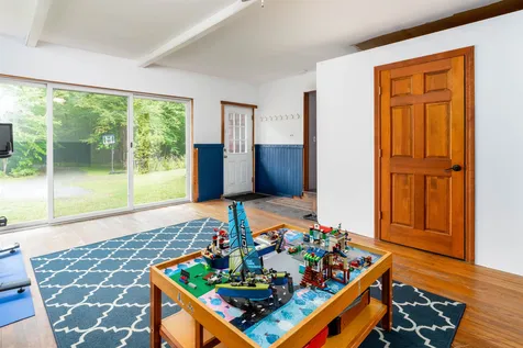 92 Waites Lane Stowe VT 05672