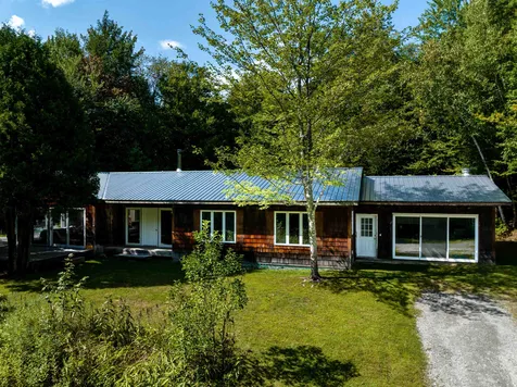 92 Waites Lane Stowe VT 05672