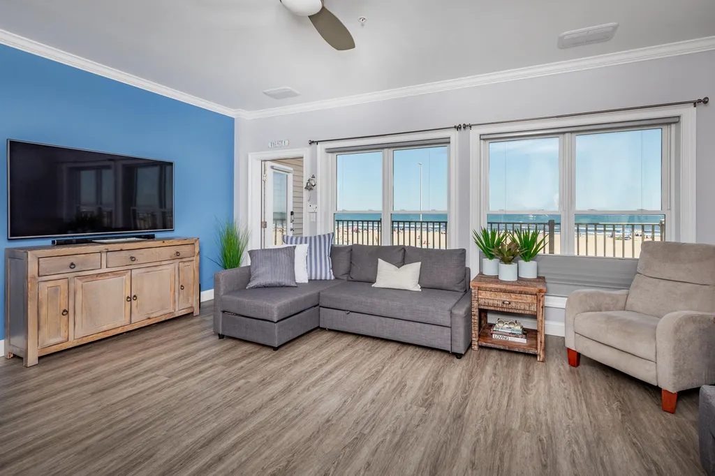 275 Ocean Boulevard Hampton NH 03842