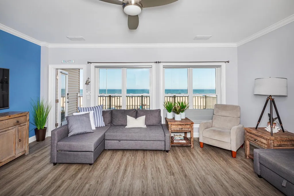 275 Ocean Boulevard Hampton NH 03842