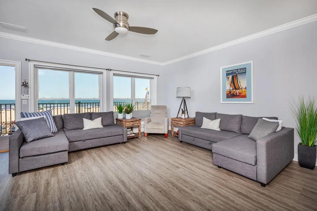 275 Ocean Boulevard Hampton NH 03842