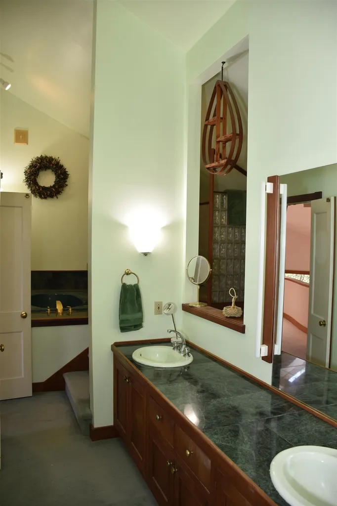 364 Cutler Corner Road Barre Town VT 05641
