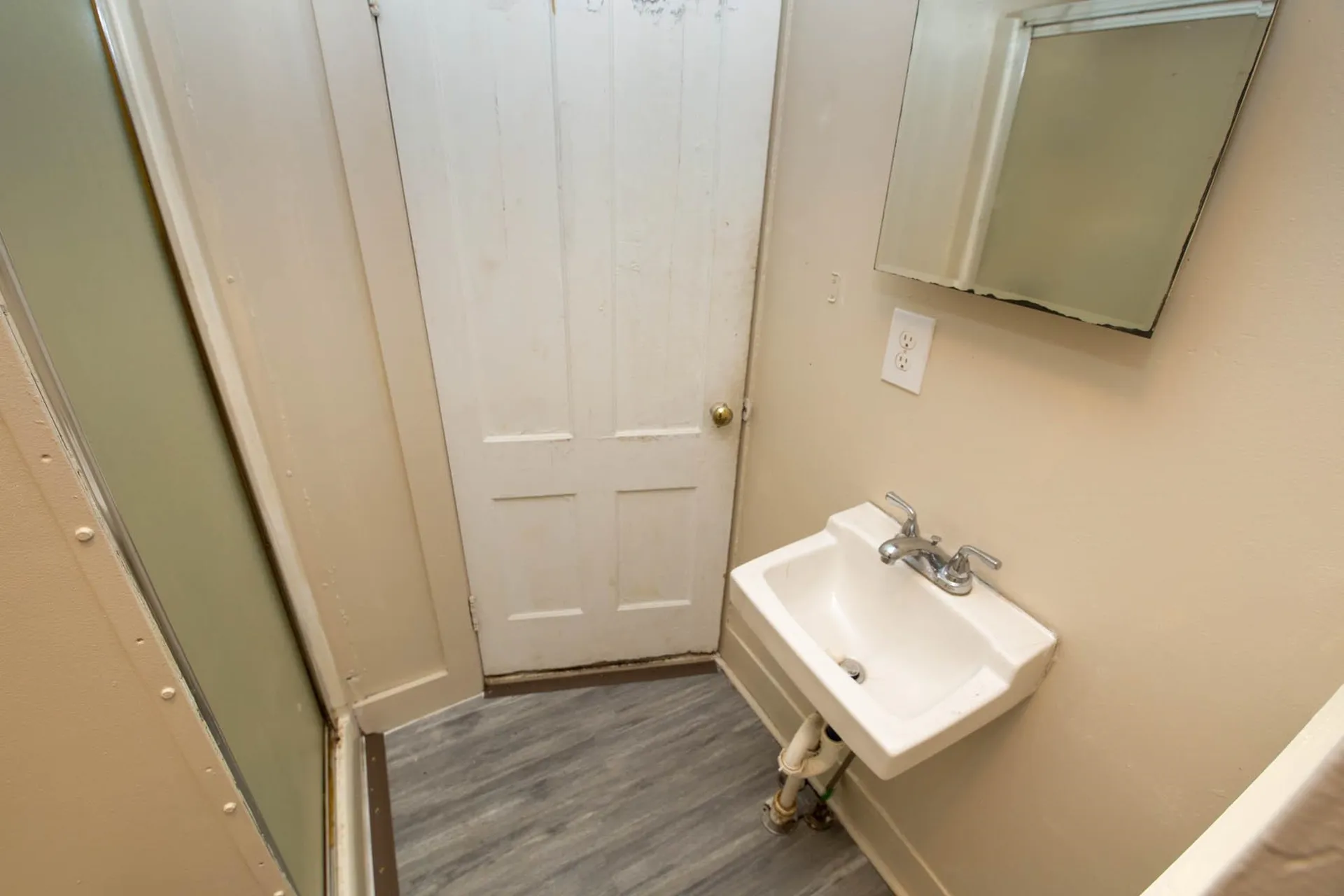 77 Central Street Claremont NH 03743