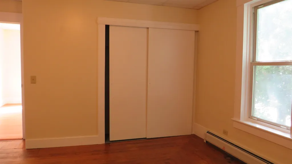 20 Pleasant Street Franklin NH 03235