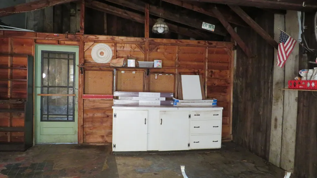20 Pleasant Street Franklin NH 03235